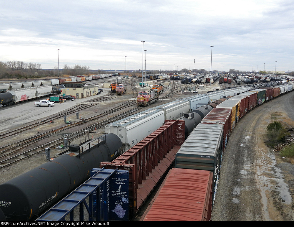 BNSF Galesburg Yard